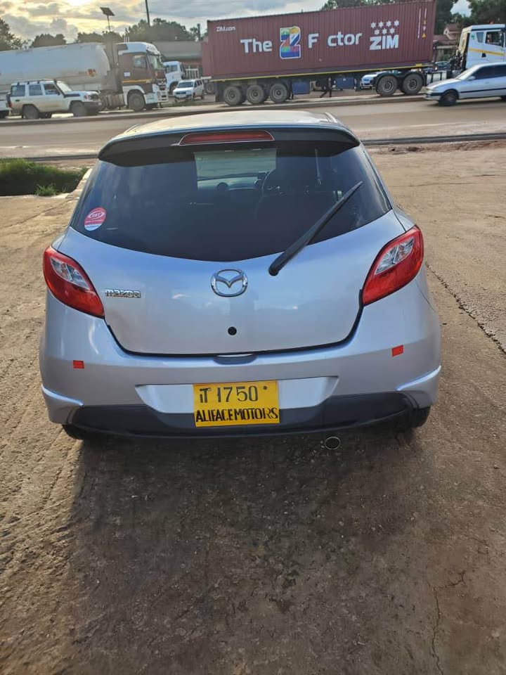 Mazda Demio série 2 it